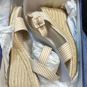 Lifestride women’s tango, sandal yellow/white 9.5 medium